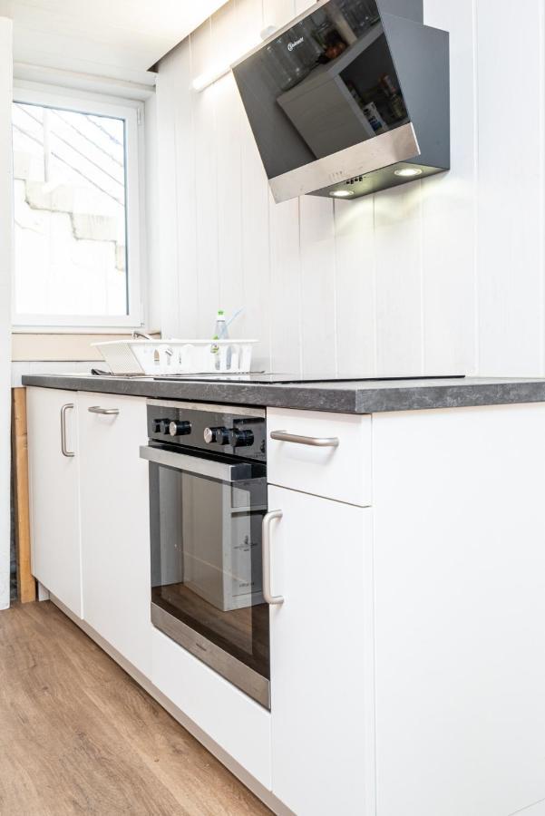 Apartment Und Wg-Doppelzimmer Sonnenhalde Tuebingen Exterior photo